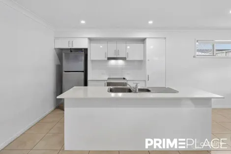 Property photo of 8 Creekstone Avenue Redbank Plains QLD 4301