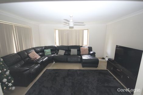 Property photo of 10 Burnside Place Forest Lake QLD 4078