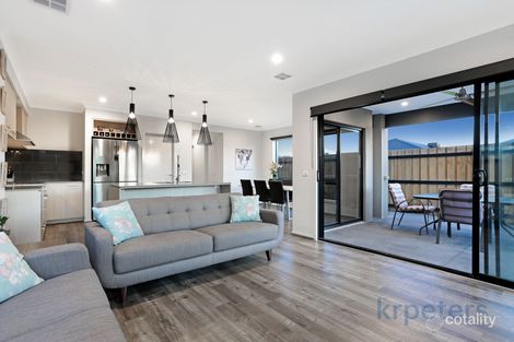 Property photo of 37 Bernardins Street Clyde North VIC 3978