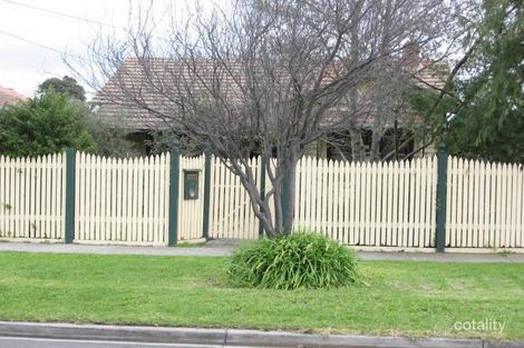 13 Clapham Rd, Hughesdale, VIC 3166