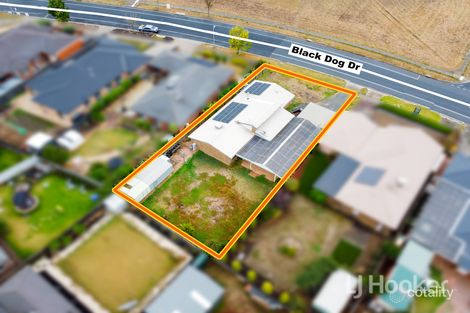 Property photo of 71 Black Dog Drive Brookfield VIC 3338