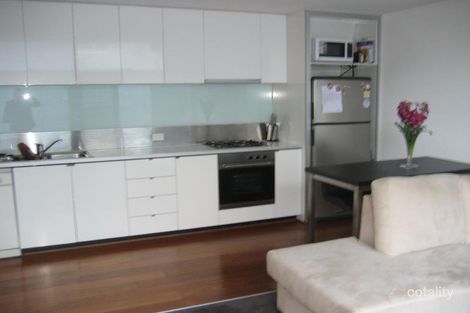 8a/10 Clifton St, Prahran, VIC 3181