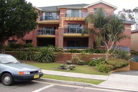 Property photo of 2/53-55 Alexandria Parade Waitara NSW 2077