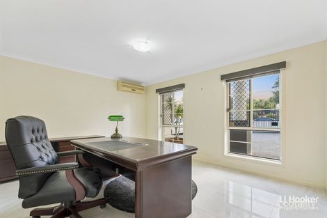 Property photo of 32 Lancaster Circuit Stretton QLD 4116