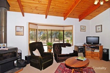 Property photo of 810 Benalla-Warrenbayne Road Warrenbayne VIC 3670