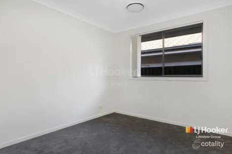 Property photo of 6A Fleece Loop Oran Park NSW 2570