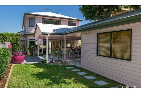 Property photo of 16 Gresham Street East Brisbane QLD 4169