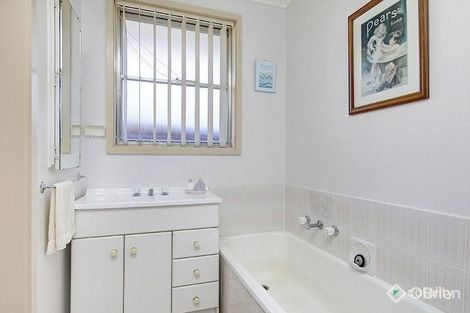 Property photo of 21 Caley Street Frankston North VIC 3200