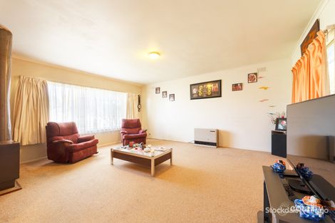 Property photo of 19 Kanana Crescent Wangaratta VIC 3677
