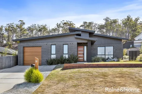 18 Reeves Cres, Kingston, TAS 7050