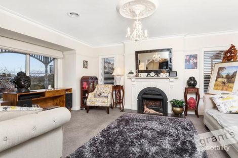 Property photo of 11 Wordsworth Court Drouin VIC 3818