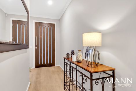 Property photo of 34 Conjola Way Wollert VIC 3750