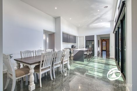 Property photo of 7 Kirkstall Close Garfield VIC 3814