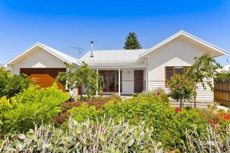 37a Montrose Ave, Apollo Bay, VIC 3233