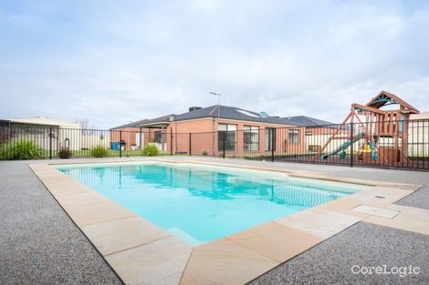 Property photo of 7 Grampians Parade Shepparton North VIC 3631