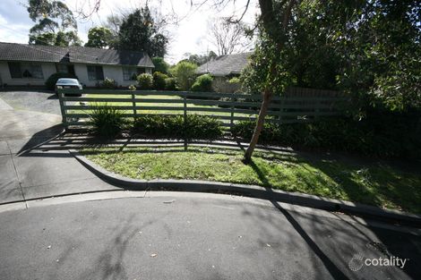 Property photo of 7 Reilly Court Croydon South VIC 3136