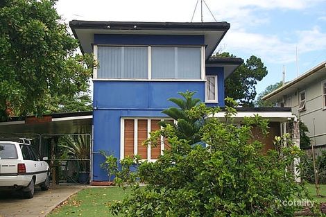 8 Ninth Ave, Palm Beach, QLD 4221