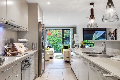 Property photo of 6/7 Miami Key Broadbeach Waters QLD 4218
