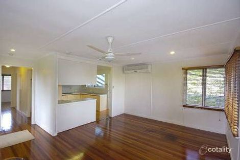 Property photo of 15 Detling Street Stafford Heights QLD 4053
