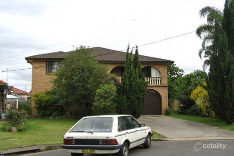 5 Lois Pl, Merrylands, NSW 2160