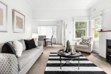 Property photo of 8 Knowlman Avenue Pymble NSW 2073