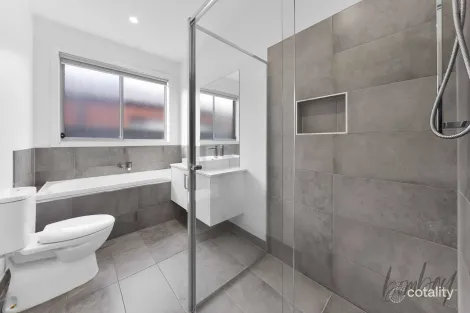Property photo of 8 Klandy Drive Kalkallo VIC 3064