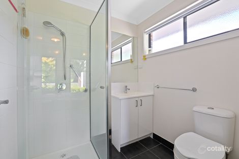 Property photo of 1/98 Lampard Road Drouin VIC 3818