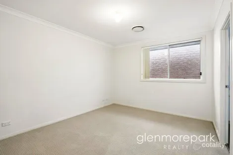 Property photo of 9 Horti Street Glenmore Park NSW 2745