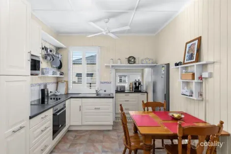 Property photo of 6 Myrtle Avenue Warwick QLD 4370