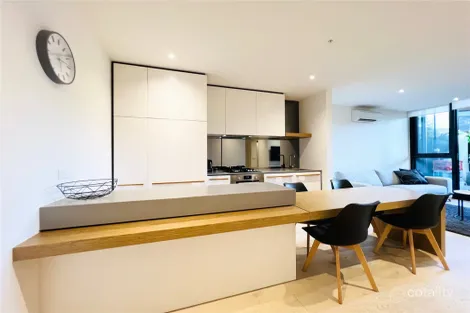 Property photo of 12/9 Dryburgh Street West Melbourne VIC 3003