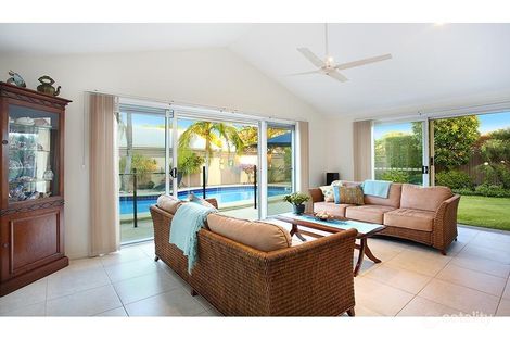 Property photo of 2 Carmine Court Wurtulla QLD 4575