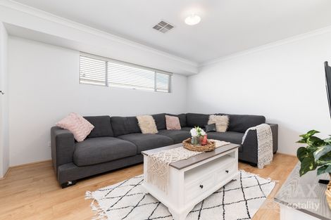 Property photo of 10 Goodalli Street Jindalee WA 6036