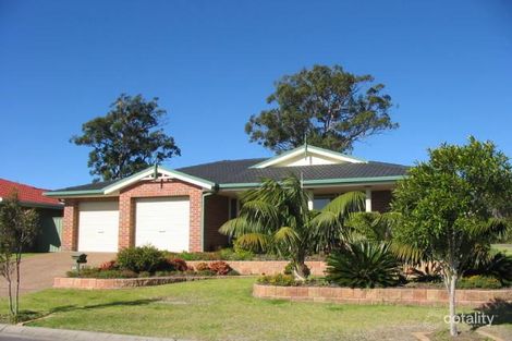 24 Jacana Cl, Tumbi Umbi, NSW 2261