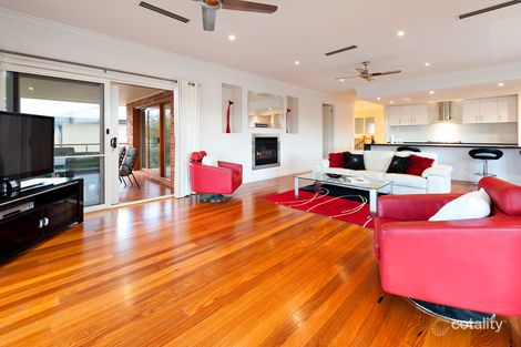 Property photo of 7 Cassia Close Greensborough VIC 3088
