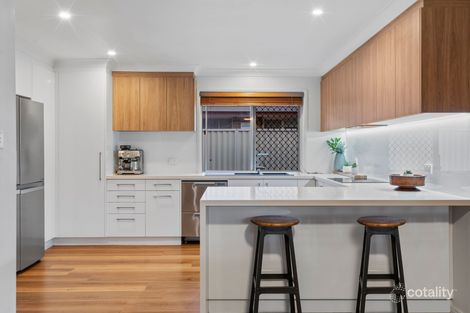 Property photo of 19 Crozier Crescent Meadowbrook QLD 4131