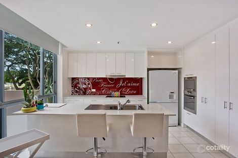 Property photo of 1010/33 T E Peters Drive Broadbeach Waters QLD 4218
