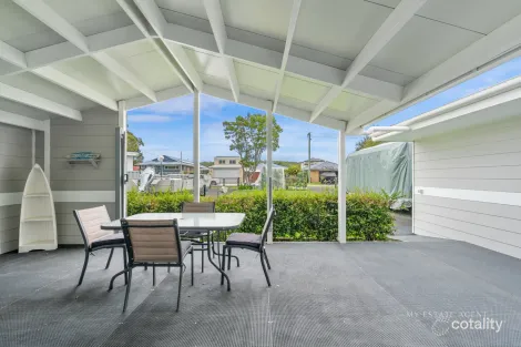 Property photo of 32 Lake View Drive Burrill Lake NSW 2539