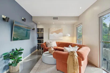 Property photo of 20 Nyamber Place Upper Kedron QLD 4055