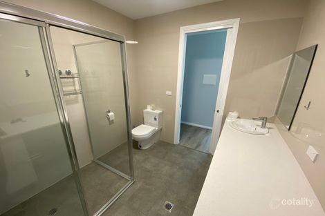 Property photo of 70 Roland Street Bossley Park NSW 2176