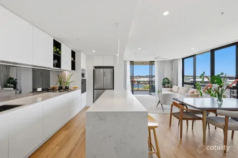 603/1 Waterfront Pl, Robina, QLD 4226