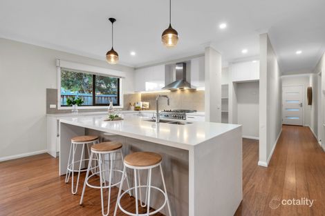 Property photo of 252 Pink Hill Boulevard Officer VIC 3809