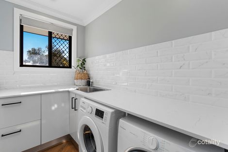 Property photo of 4 Baradine Street Mount Warren Park QLD 4207