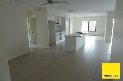 Property photo of 8 Tati Close Bentley Park QLD 4869
