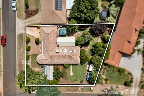 34 Cahill Dr, Brookfield, VIC 3338