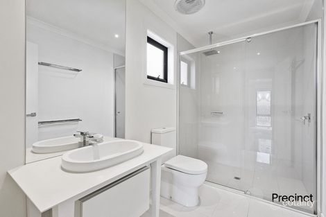 Property photo of 27 Greenwich Crescent Bundoora VIC 3083