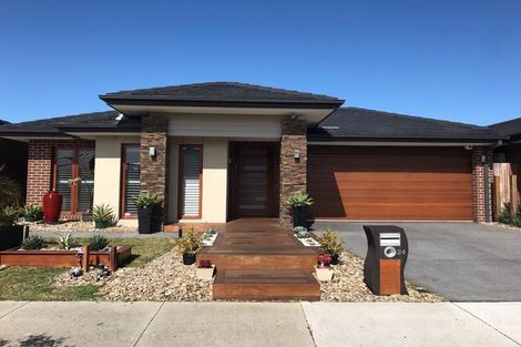 Property photo of 24 Beddington Street Keysborough VIC 3173