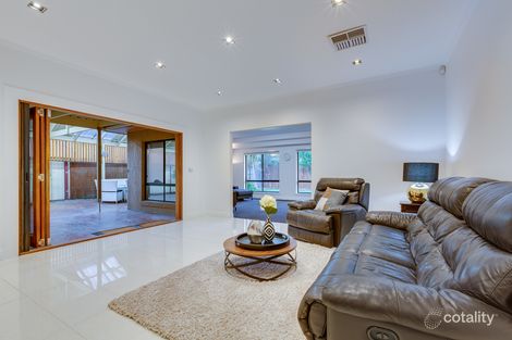 Property photo of 16 Langmore Drive Hillside VIC 3037