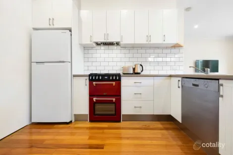 Property photo of 11 Robinsons Road Seaford VIC 3198