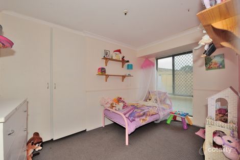 Property photo of 15 Legend Place Cooloongup WA 6168