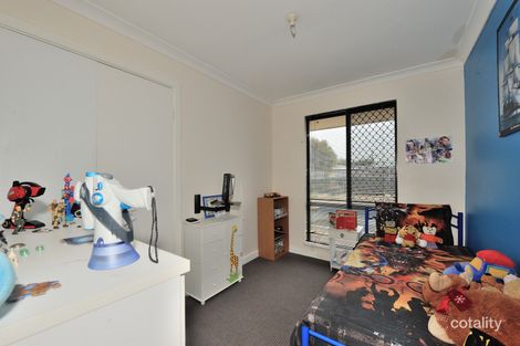 Property photo of 15 Legend Place Cooloongup WA 6168